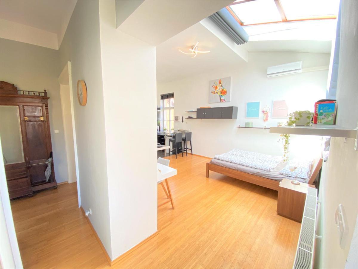 Black Eagle Apartmán *